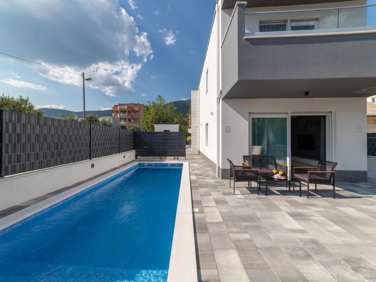 Luxury Villa Luna Kaštela Kültér fotó